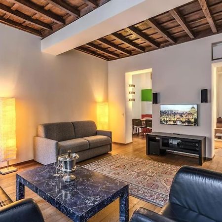 Апартаменти Domus Mondrian Luxury House Рим Екстер'єр фото