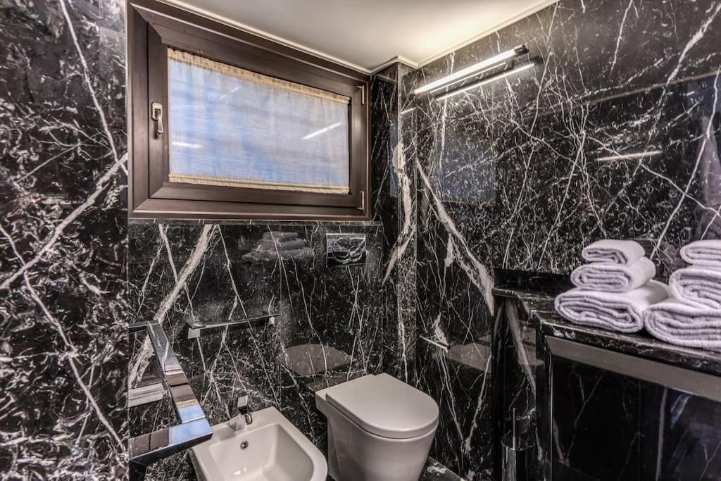 Апартаменти Domus Mondrian Luxury House Рим Екстер'єр фото