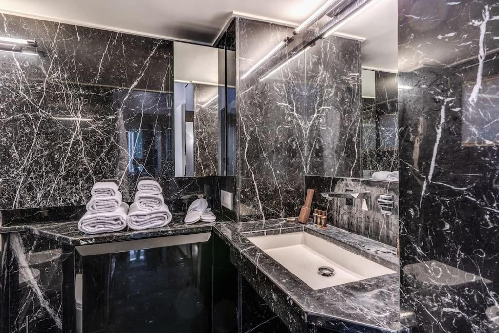 Апартаменти Domus Mondrian Luxury House Рим Екстер'єр фото
